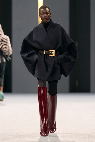 Look 46